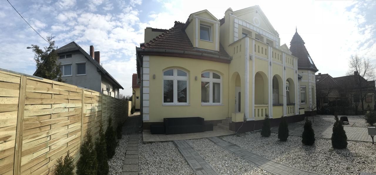 Corner Villa 4 Siófok Buitenkant foto